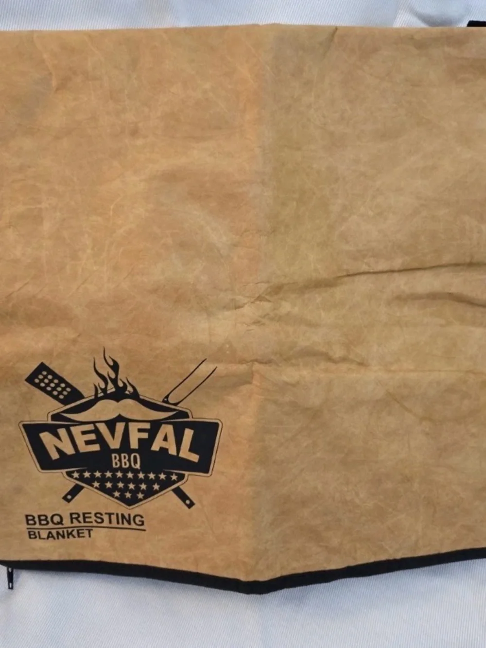 Nevefal BBQ Resting Blanket - Tan and Silver
